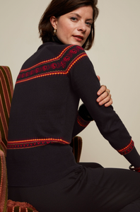 Rollkragenpullover mit Rosen-Muster, Black