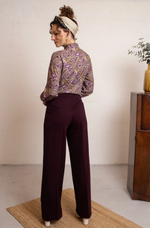 Lade das Bild in den Galerie-Viewer, Ruffle Blouse mit Paisley Muster
