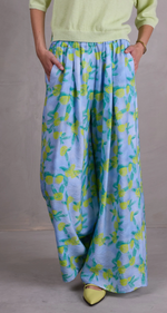 Lade das Bild in den Galerie-Viewer, Hose &quot;Freddy&quot;, Limoncello Flowers
