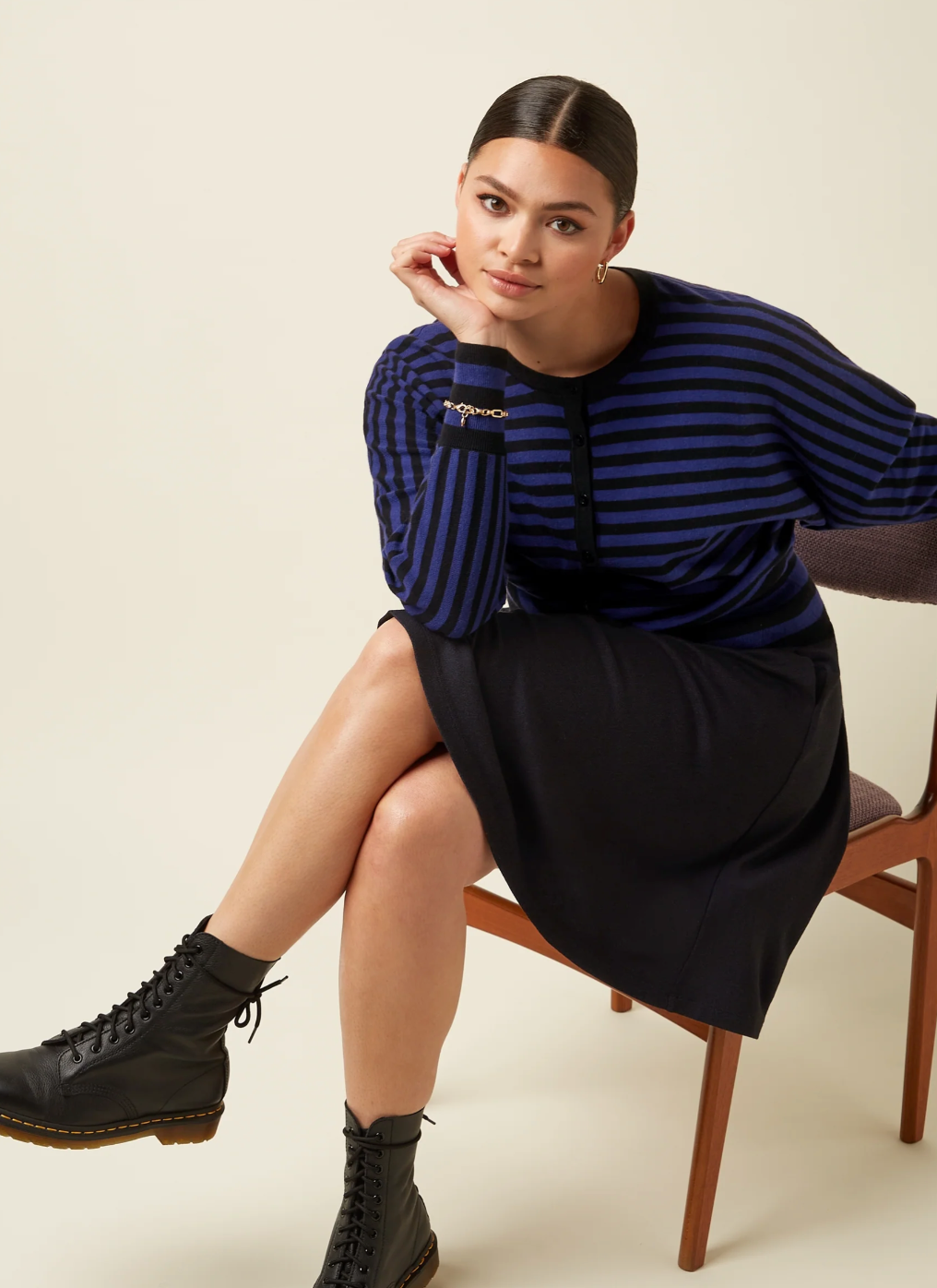 Serena Rock in Crêpe-Struktur